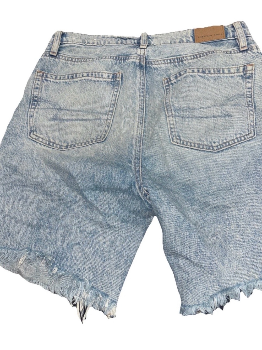 American Eagle Outfitters Light Wash Distressed Denim Shorts Women’s size 0 - Picture 3 of 5